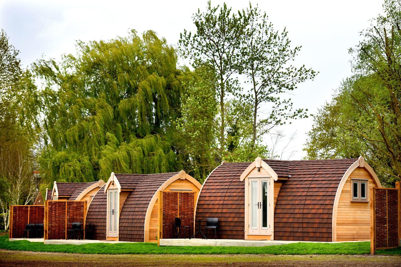 Tuddenham Mill Luxury Hotel Экстерьер фото The Pod Hotel