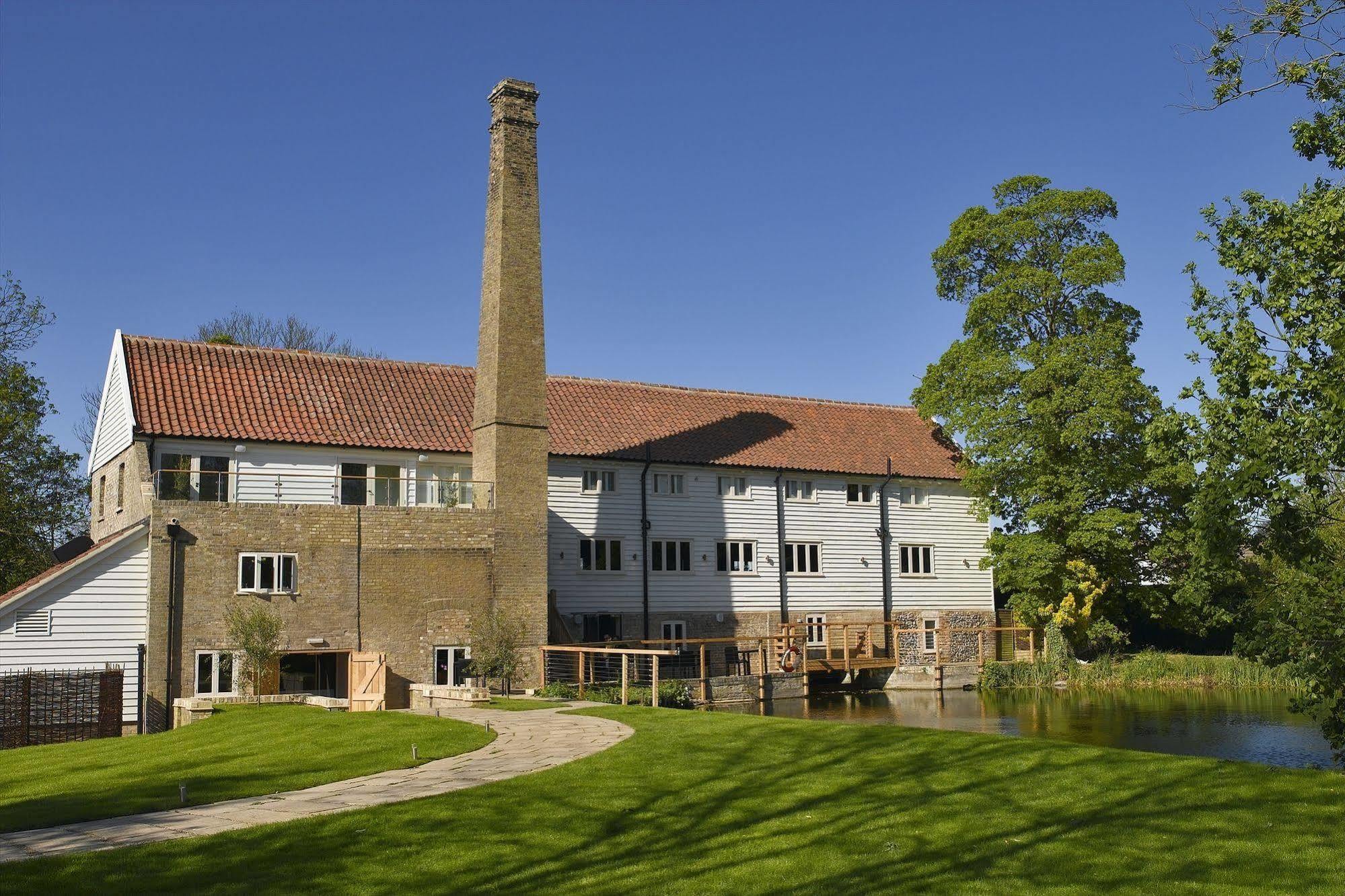 Tuddenham Mill Luxury Hotel Экстерьер фото The Maltings
