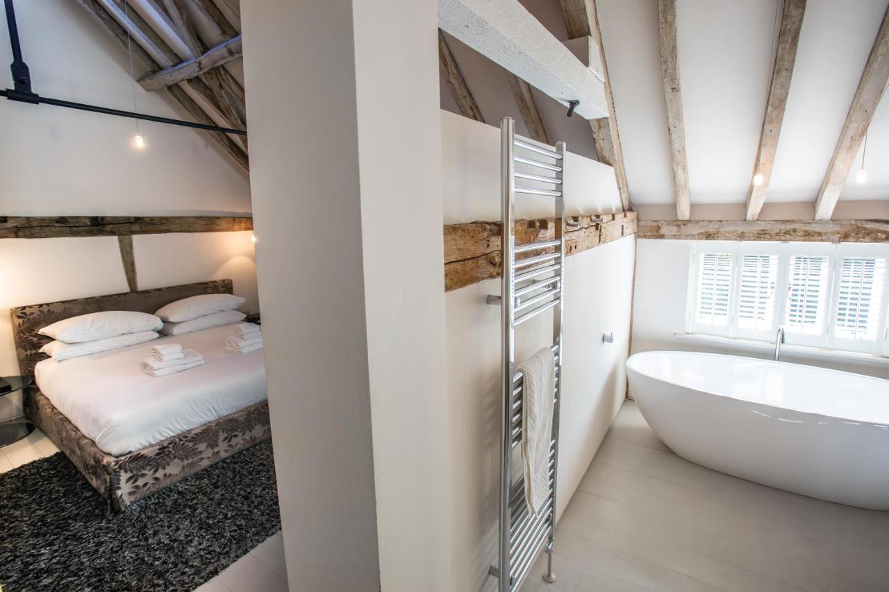 Tuddenham Mill Luxury Hotel Экстерьер фото The Old Mill Hotel